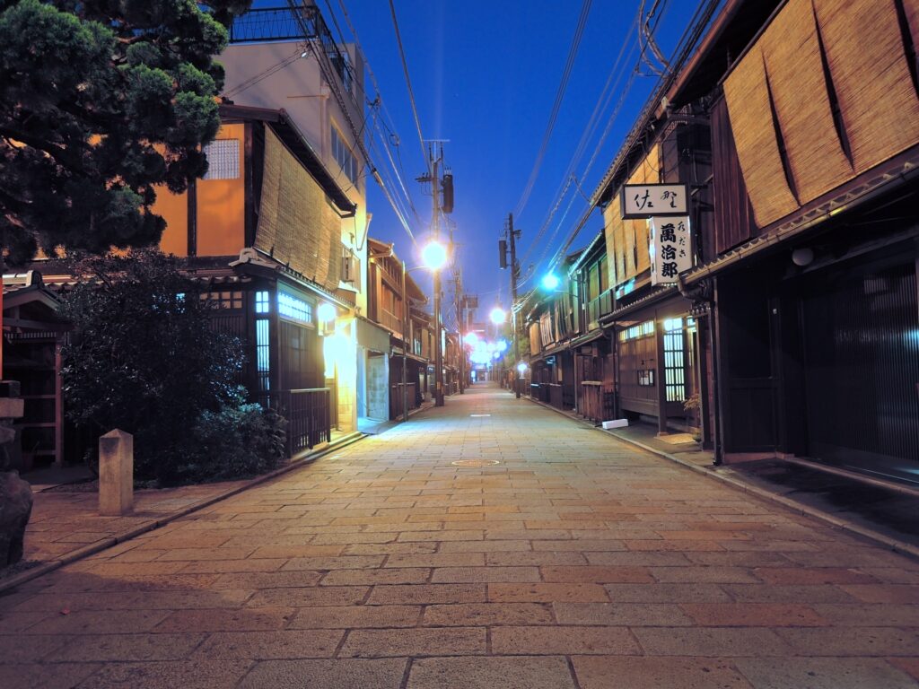 祇園新橋伝統的建造物群保存地区