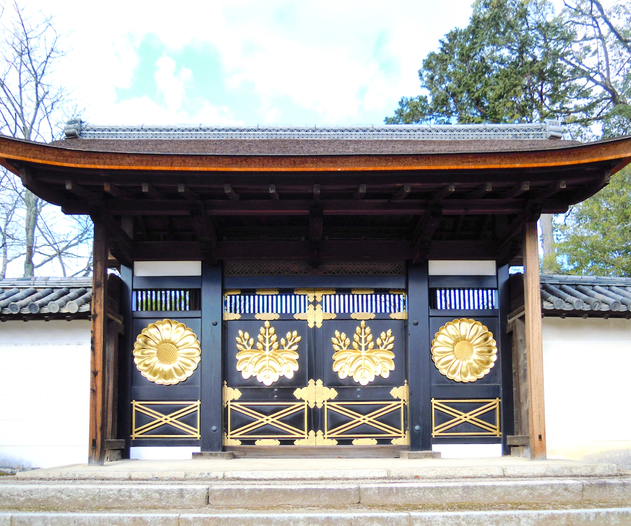 醍醐寺三宝院・唐門