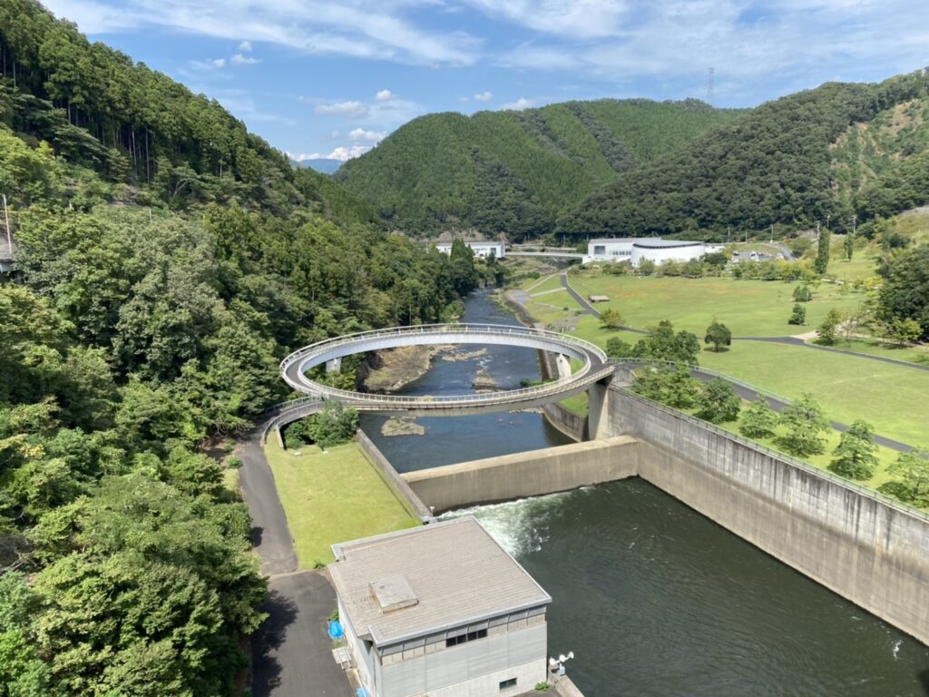 日吉ダム・円形展望橋