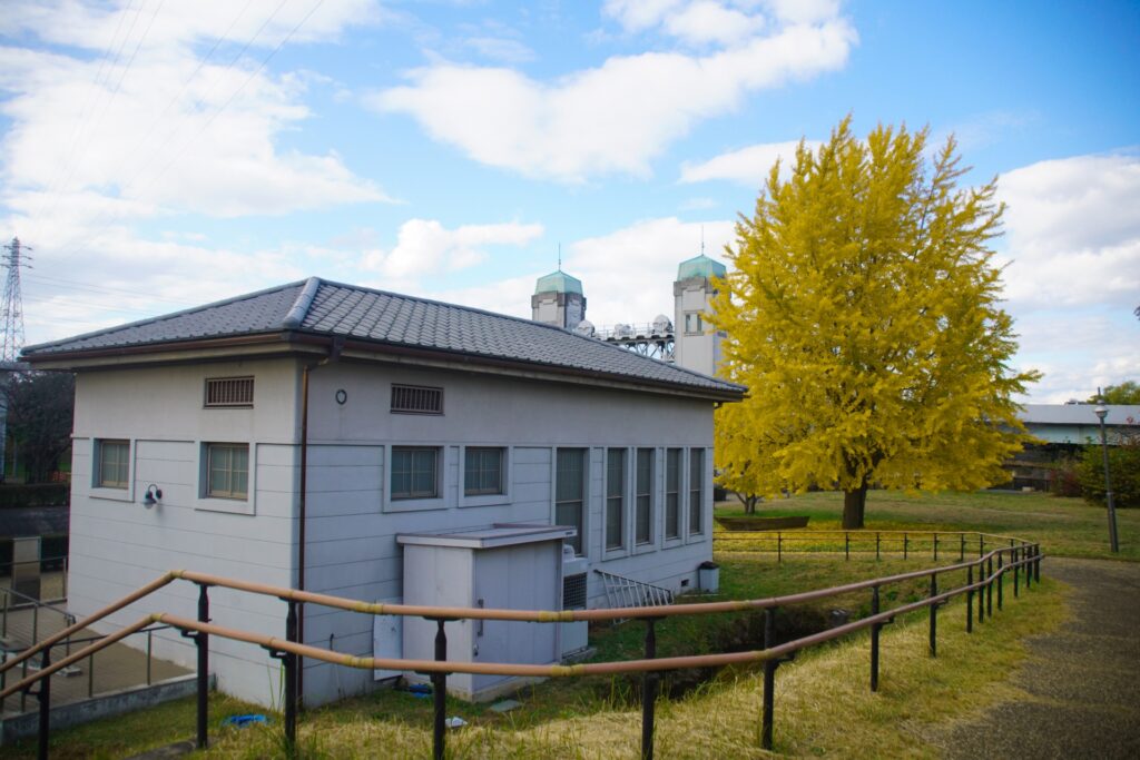 三栖閘門