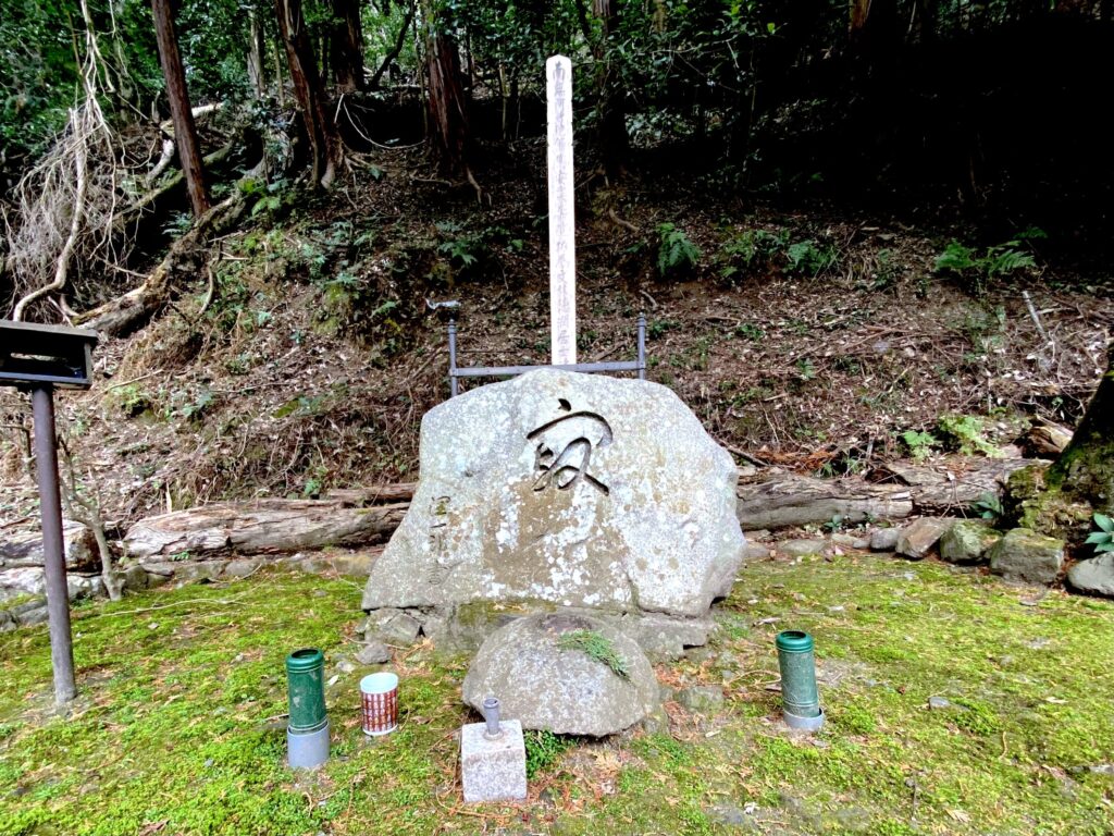 谷崎潤一郎の墓