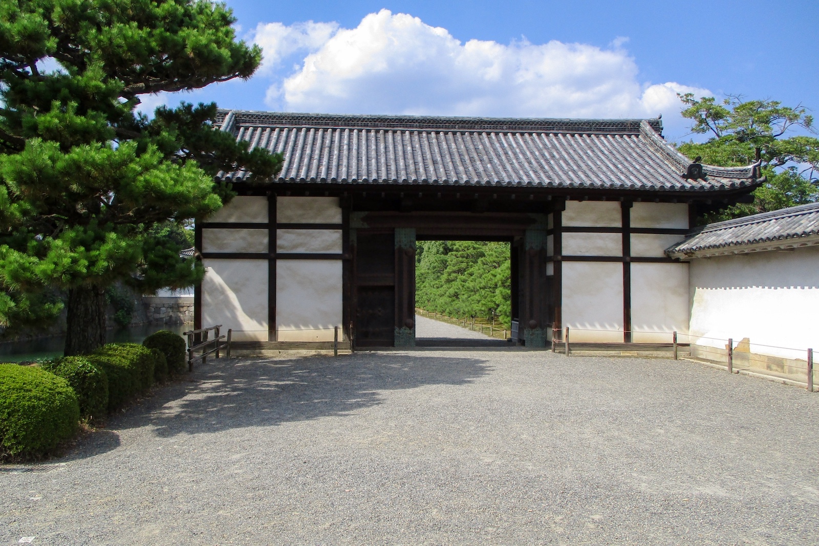 二条城・桃山門