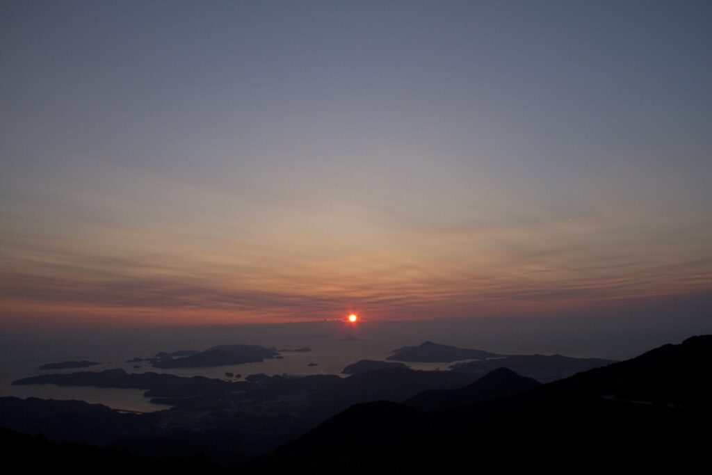 朝熊山頂展望台