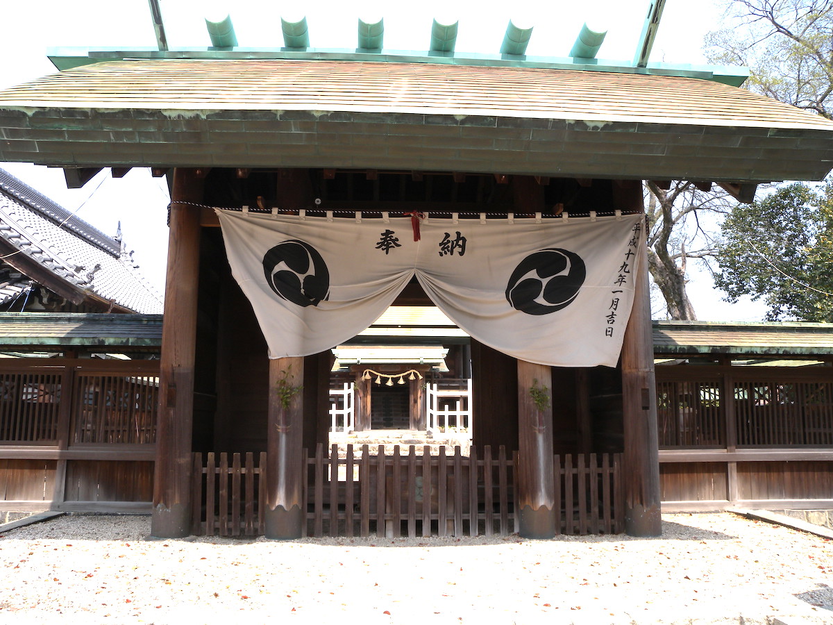 鳥出神社