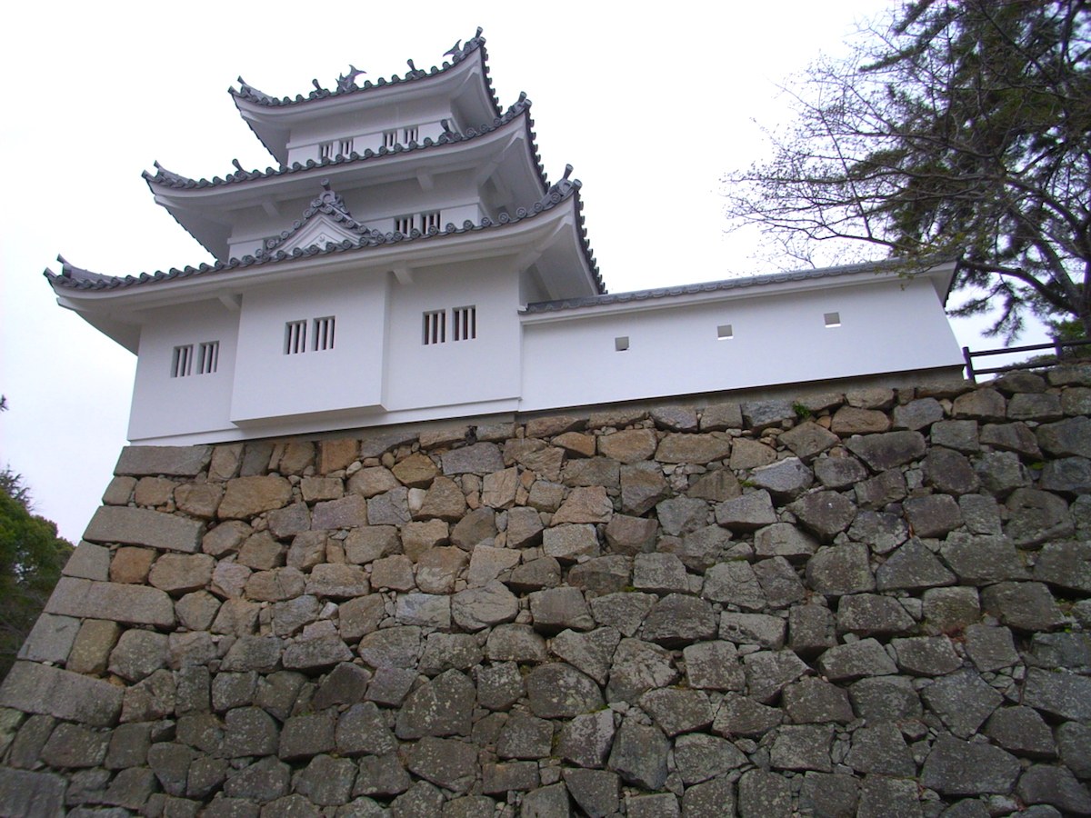 津城