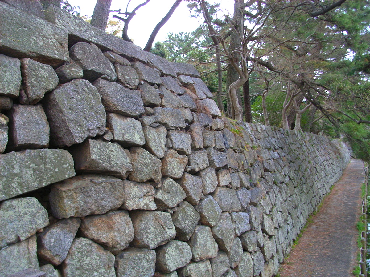 津城