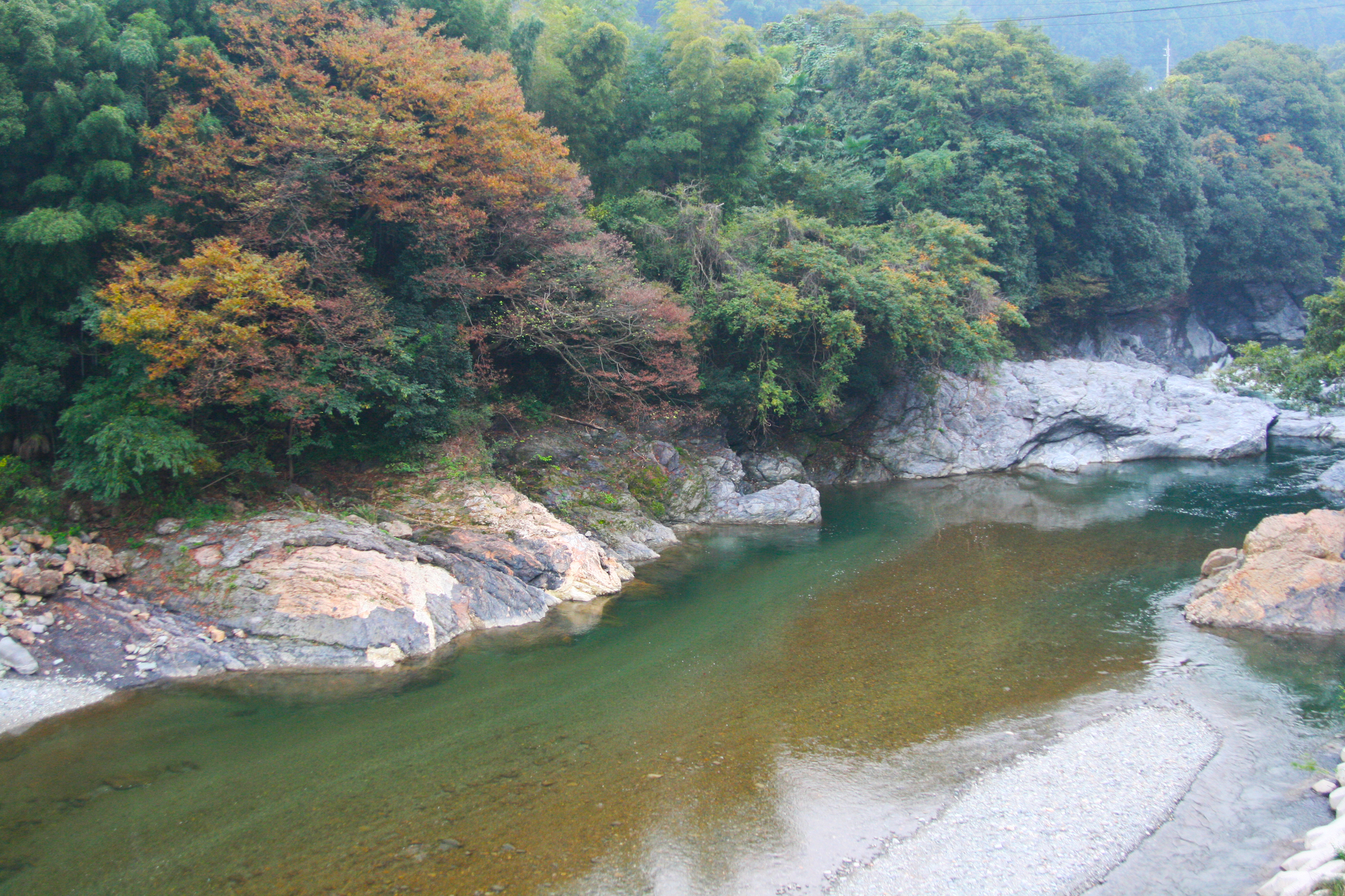 湯谷口衝上断層