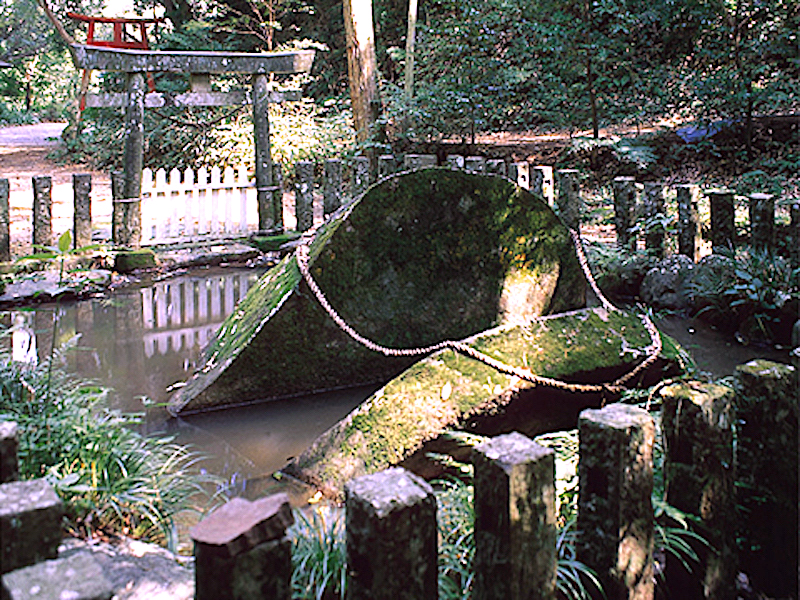 東霧島神社