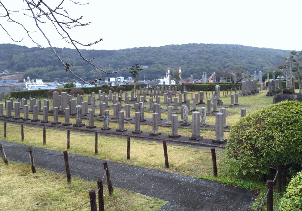 西南の役細島官軍墓地