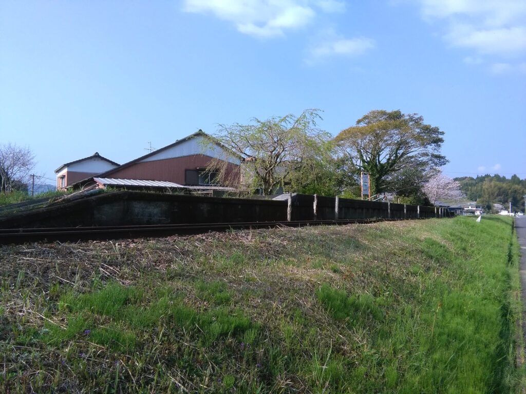 高千穂鉄道・西延岡駅跡