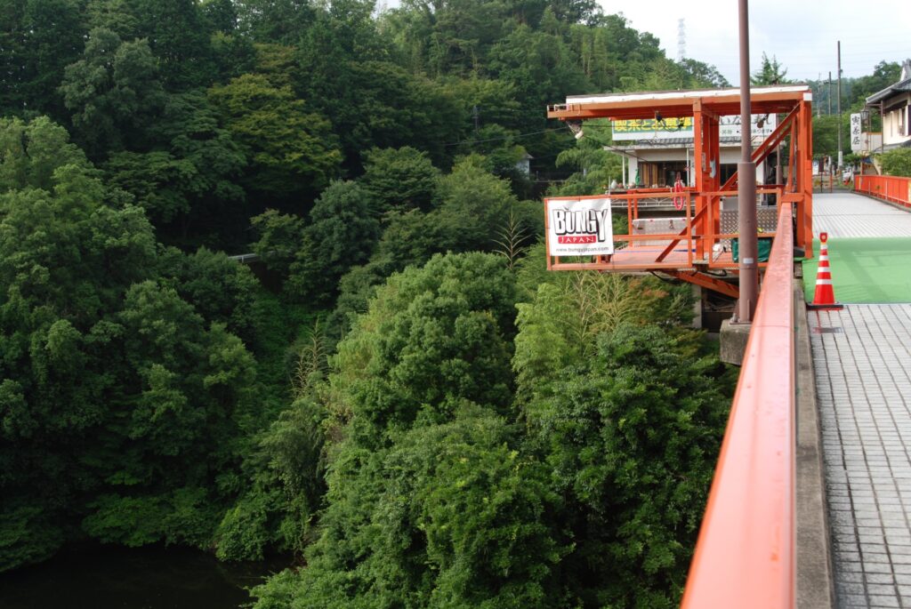 信貴山・開運橋