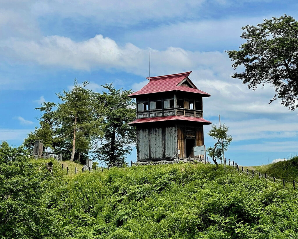節黒城跡展望台