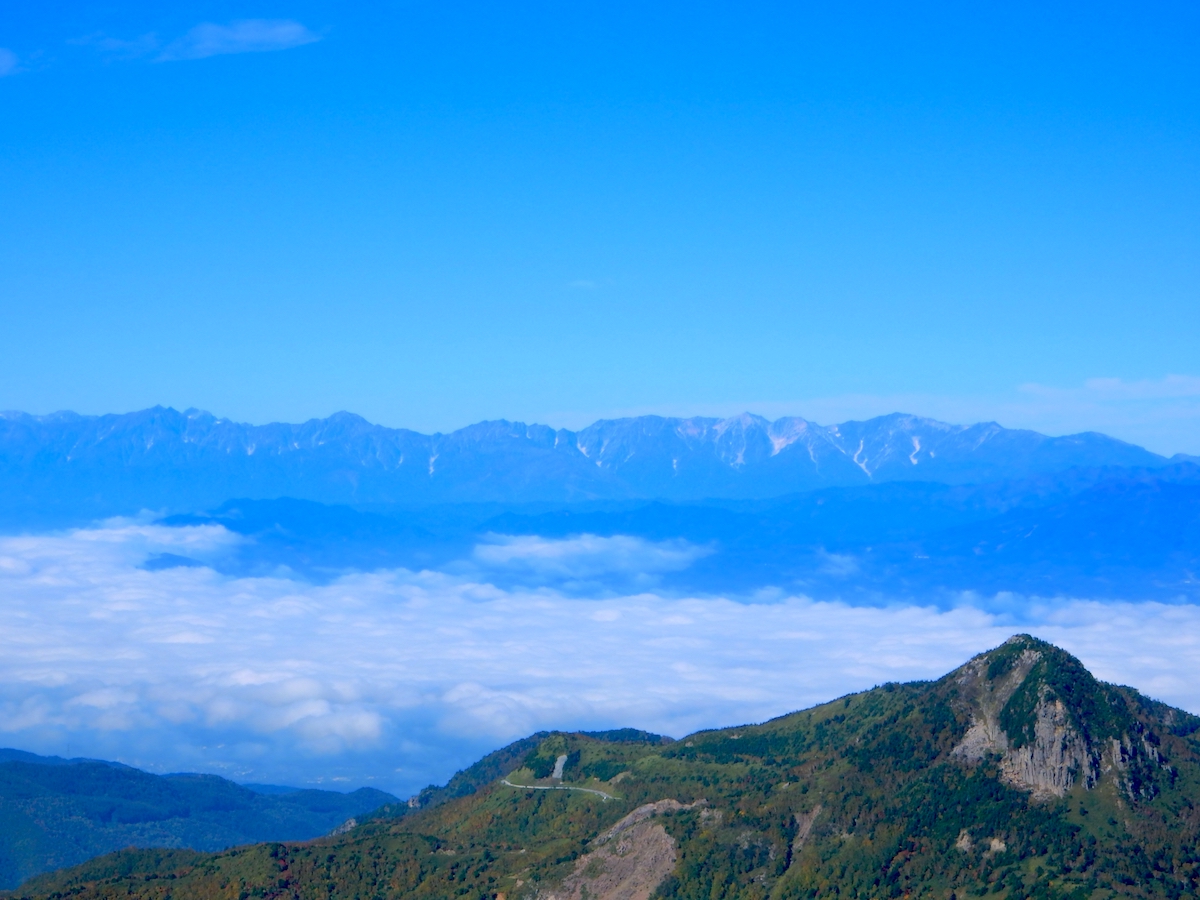 横手山