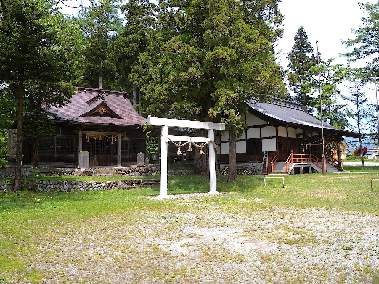 平川神社