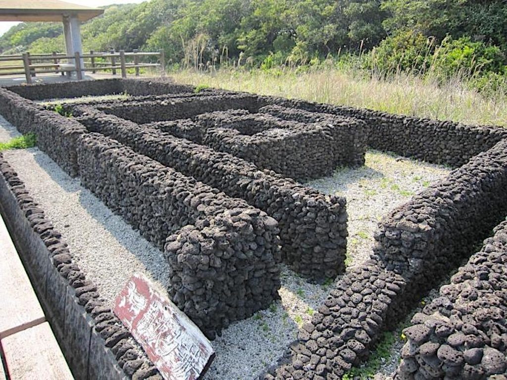 山崎の石塁（勘次ヶ城）