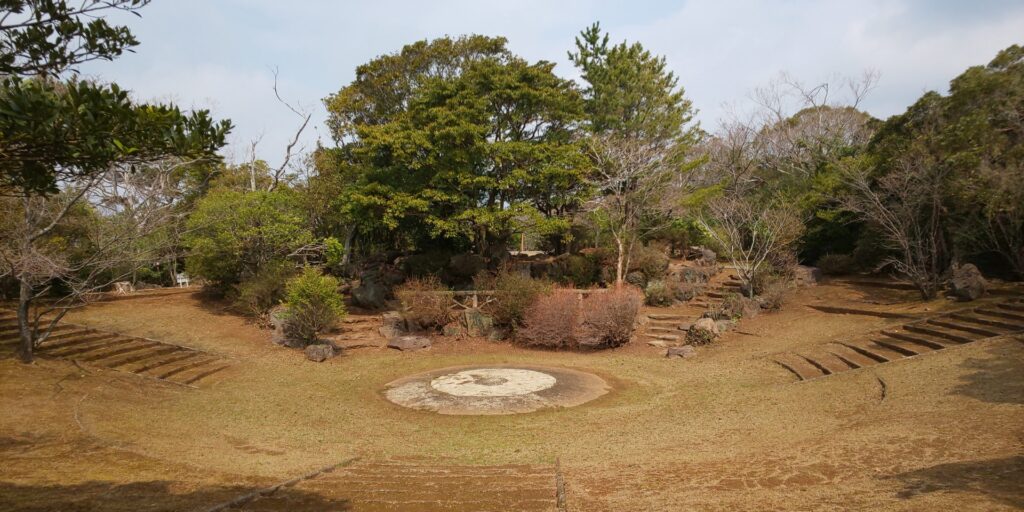 田島岳高射砲台跡