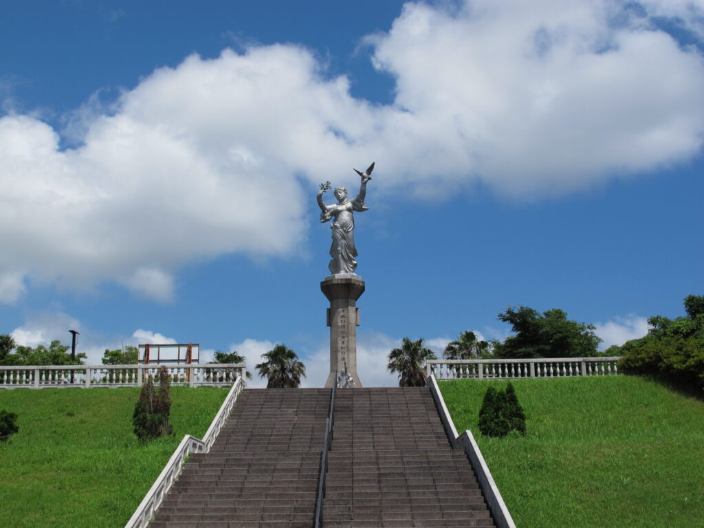 浦頭引揚記念平和公園