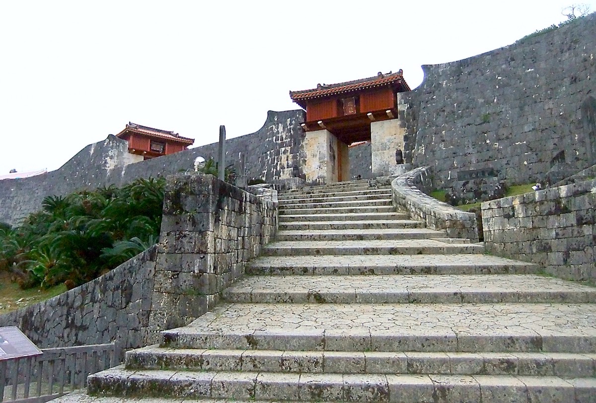 首里城・漏刻門