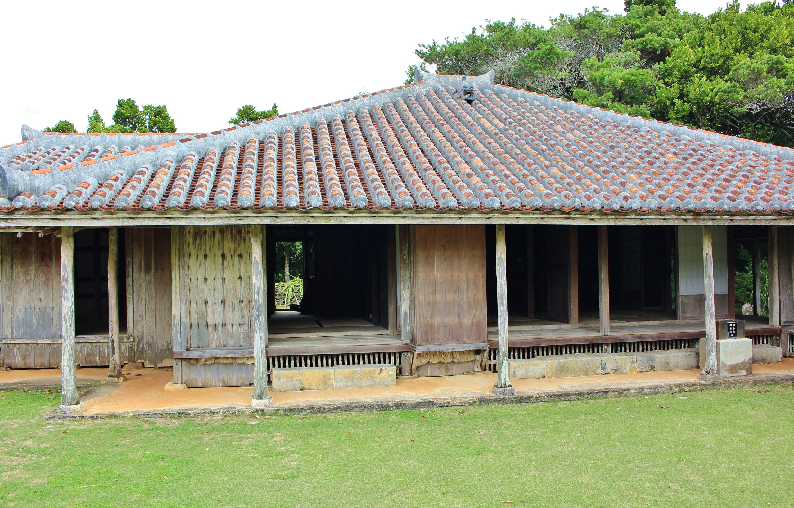 銘苅家住宅