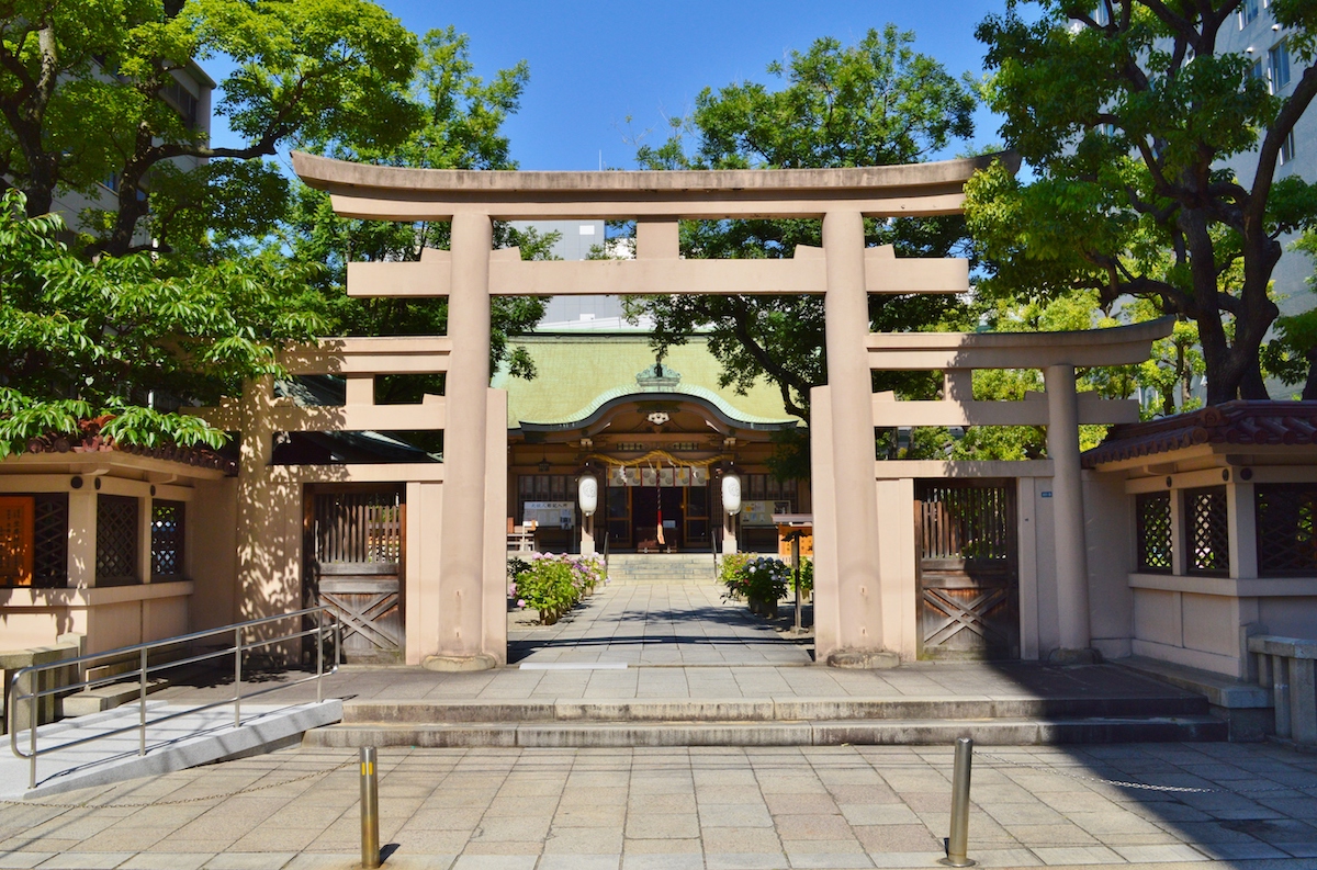 坐摩神社