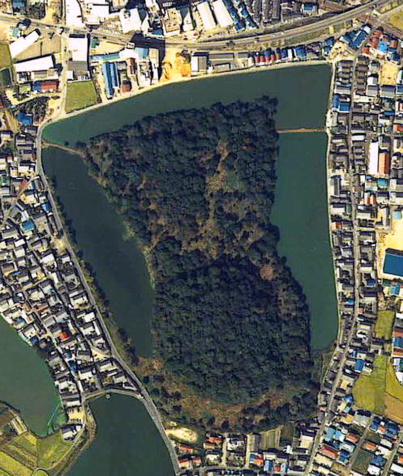 河内大塚山古墳