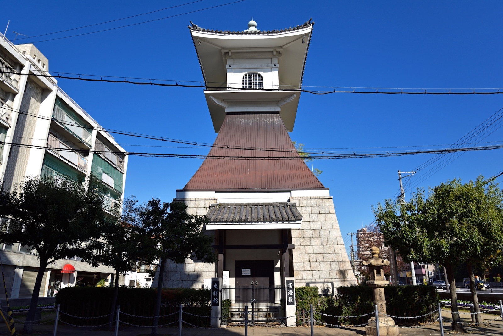 住吉高灯籠