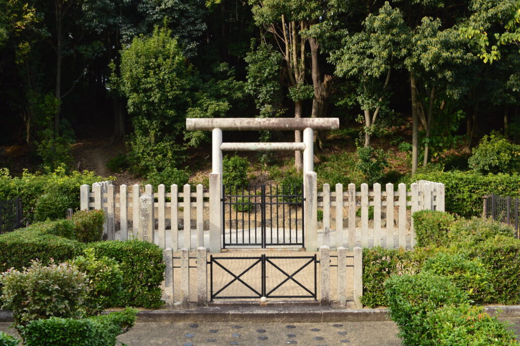 塚穴古墳