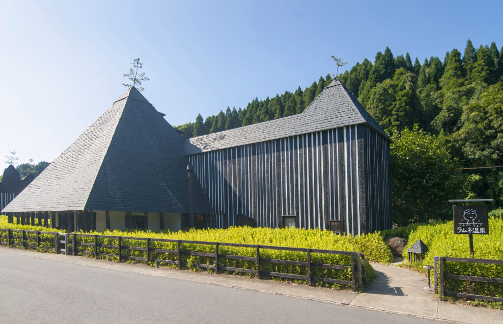 ラムネ温泉館