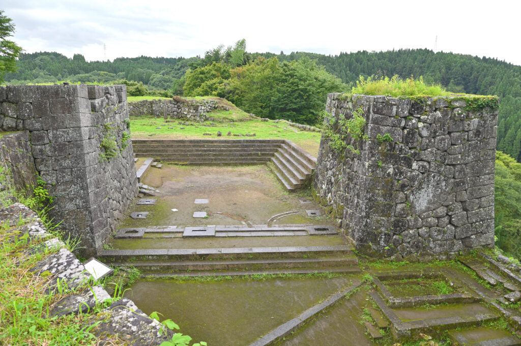 岡城・大手門跡