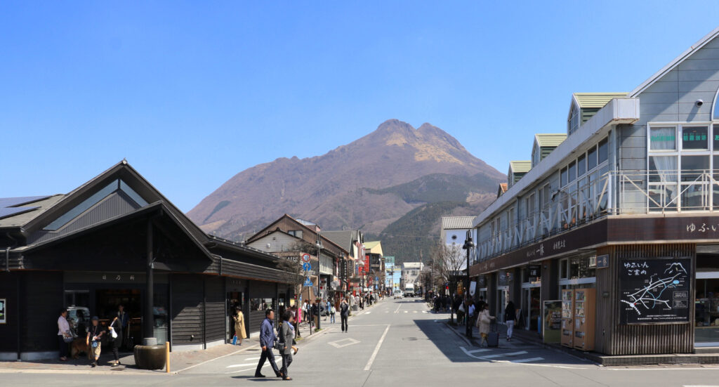 湯の坪街道