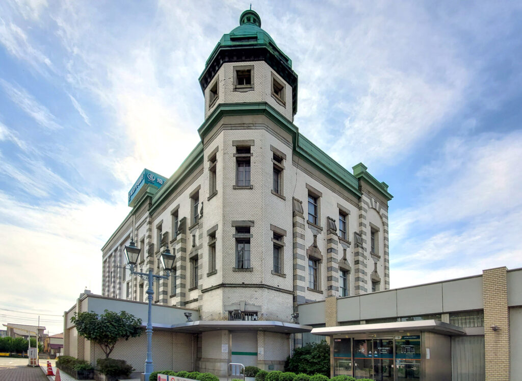 旧八十五銀行本店本館