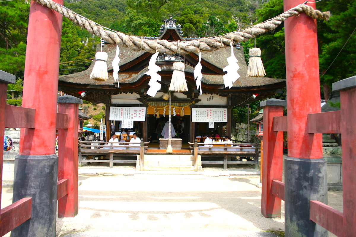白髭神社