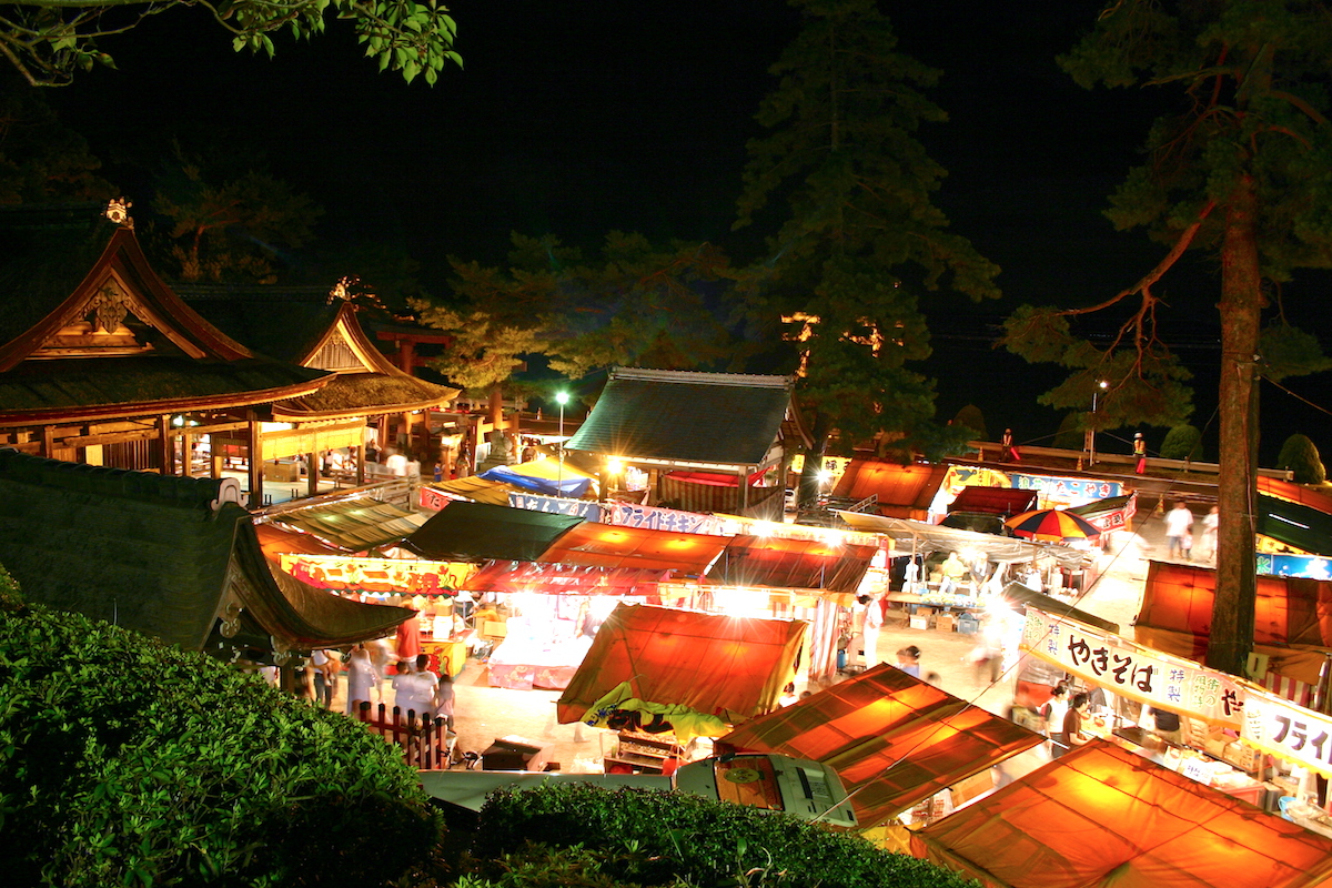 白鬚神社秋季大祭(なるこまいり