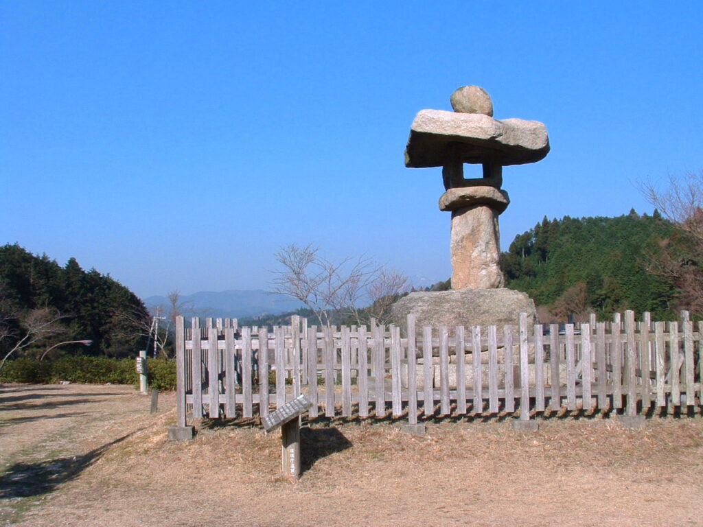 万人講常夜燈