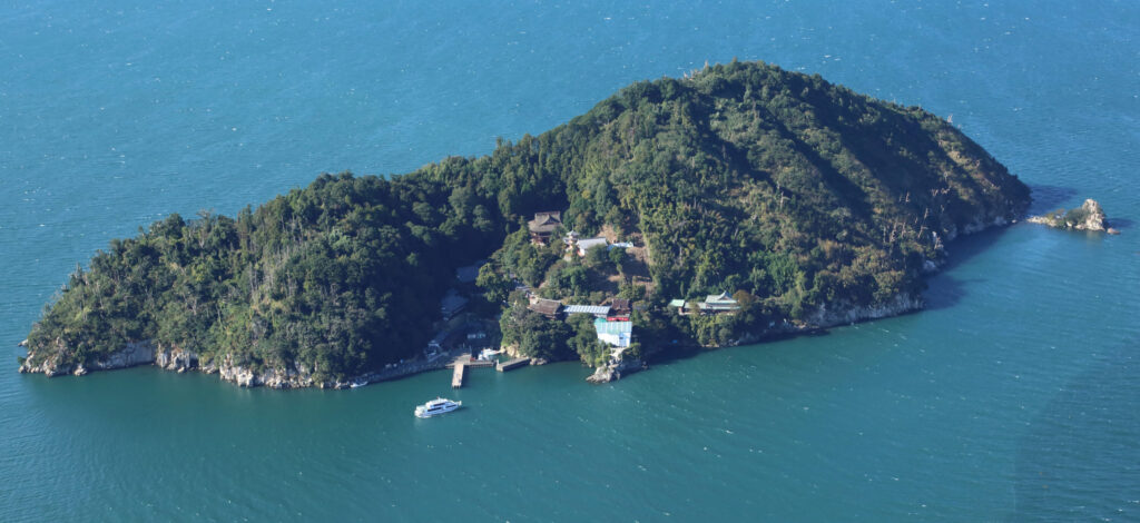 竹生島港（琵琶湖汽船・オーミマリン）