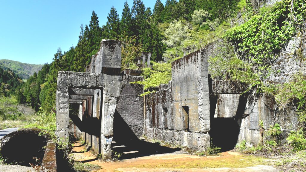 土倉鉱山跡（滋賀のラピュタ）