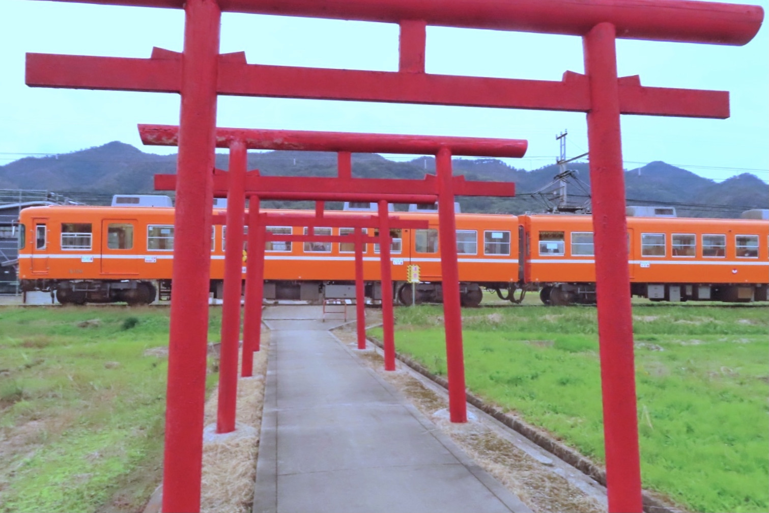 粟津稲生神社（一畑電車撮影スポット）