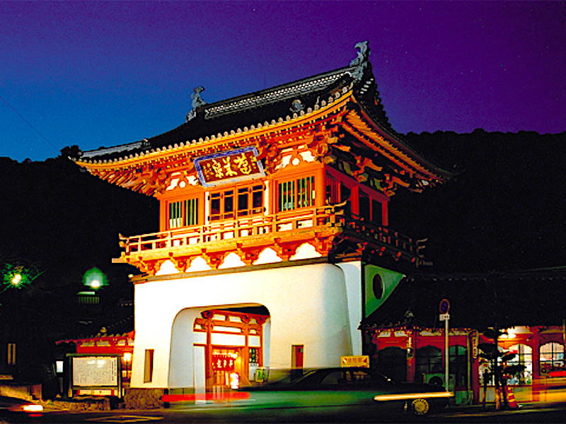 武雄温泉楼門