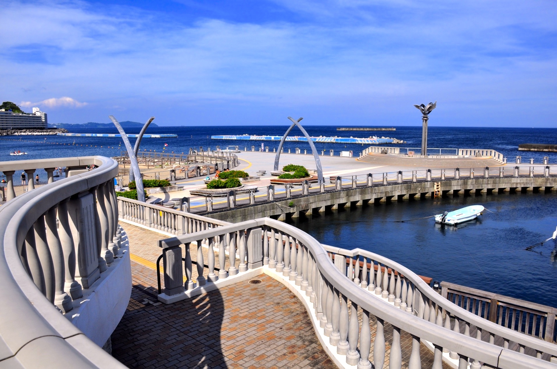 熱海親水公園・ムーンテラス