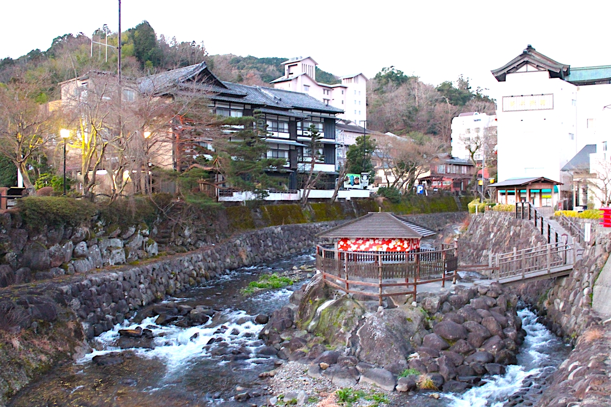 独鈷の湯