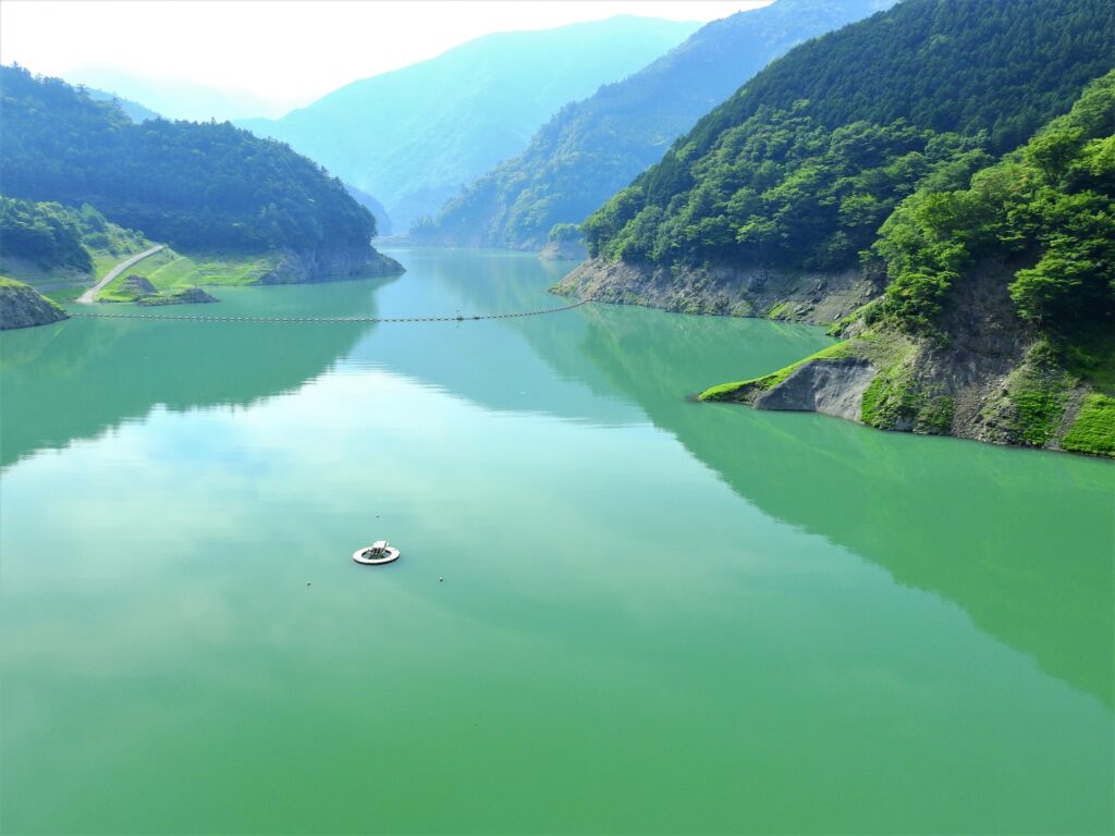 長島ダム（接岨湖）