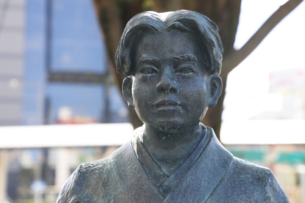 竹千代君・今川義元公像