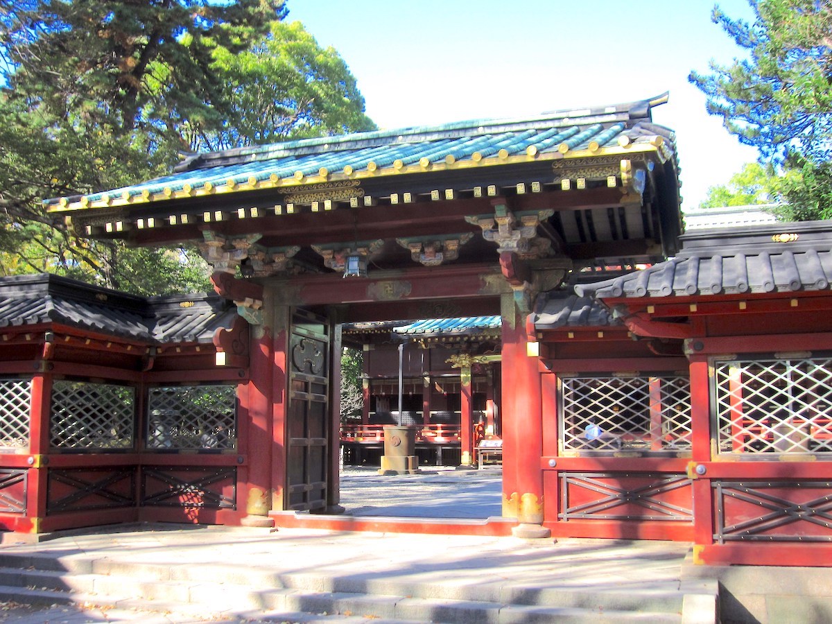 根津神社・唐門と瑞垣