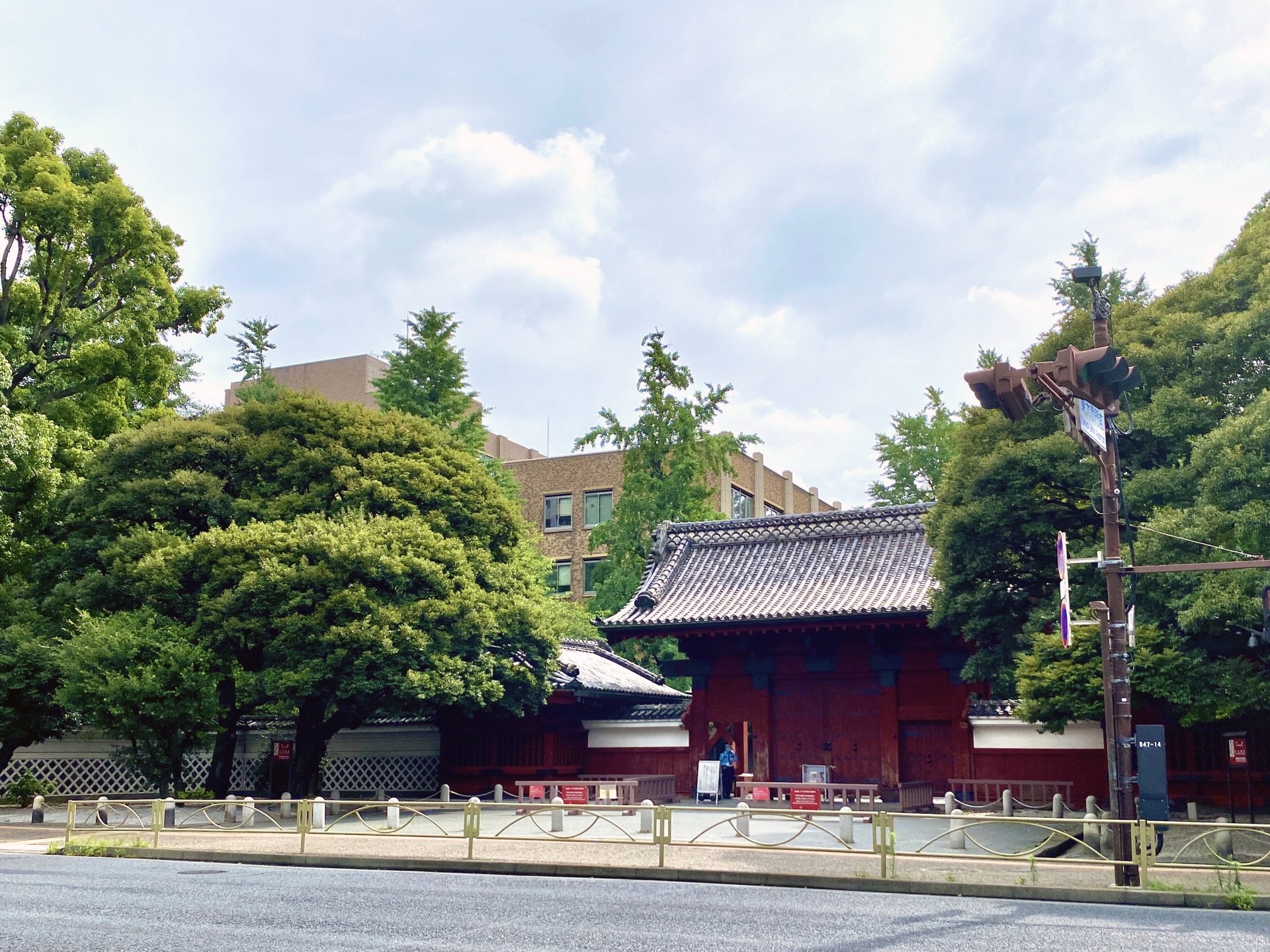 赤門