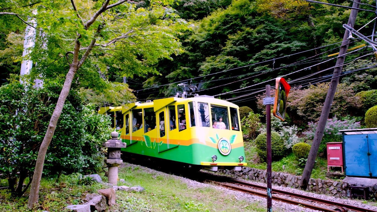 高尾登山電鉄・ケーブルカー