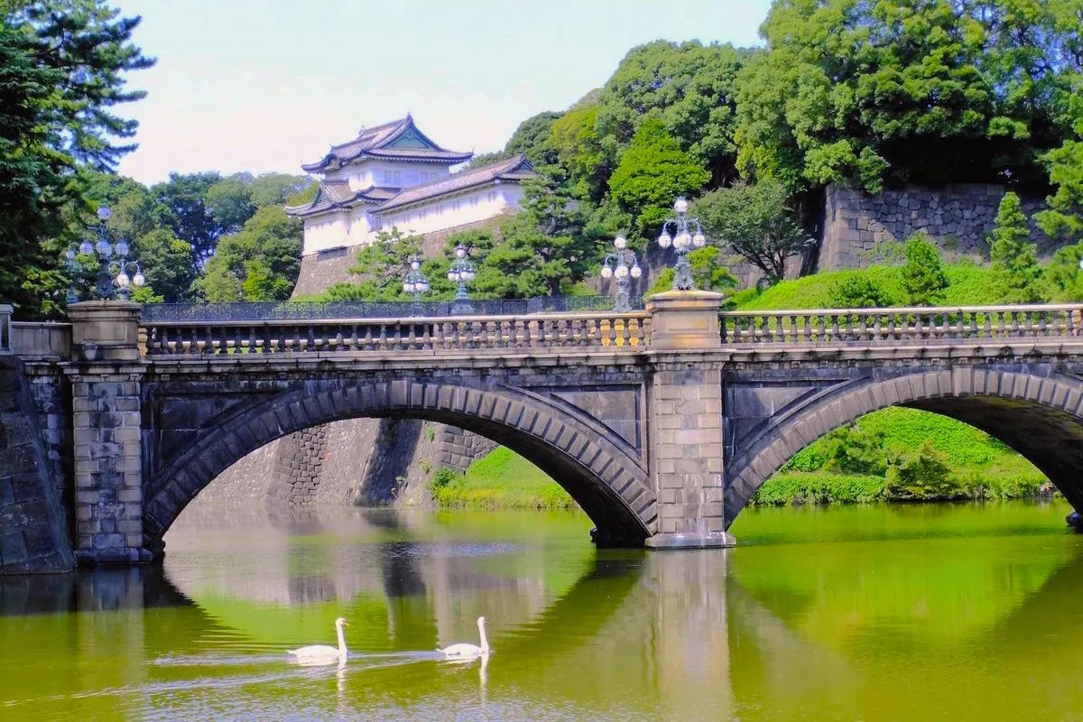 二重橋越しの伏見櫓
