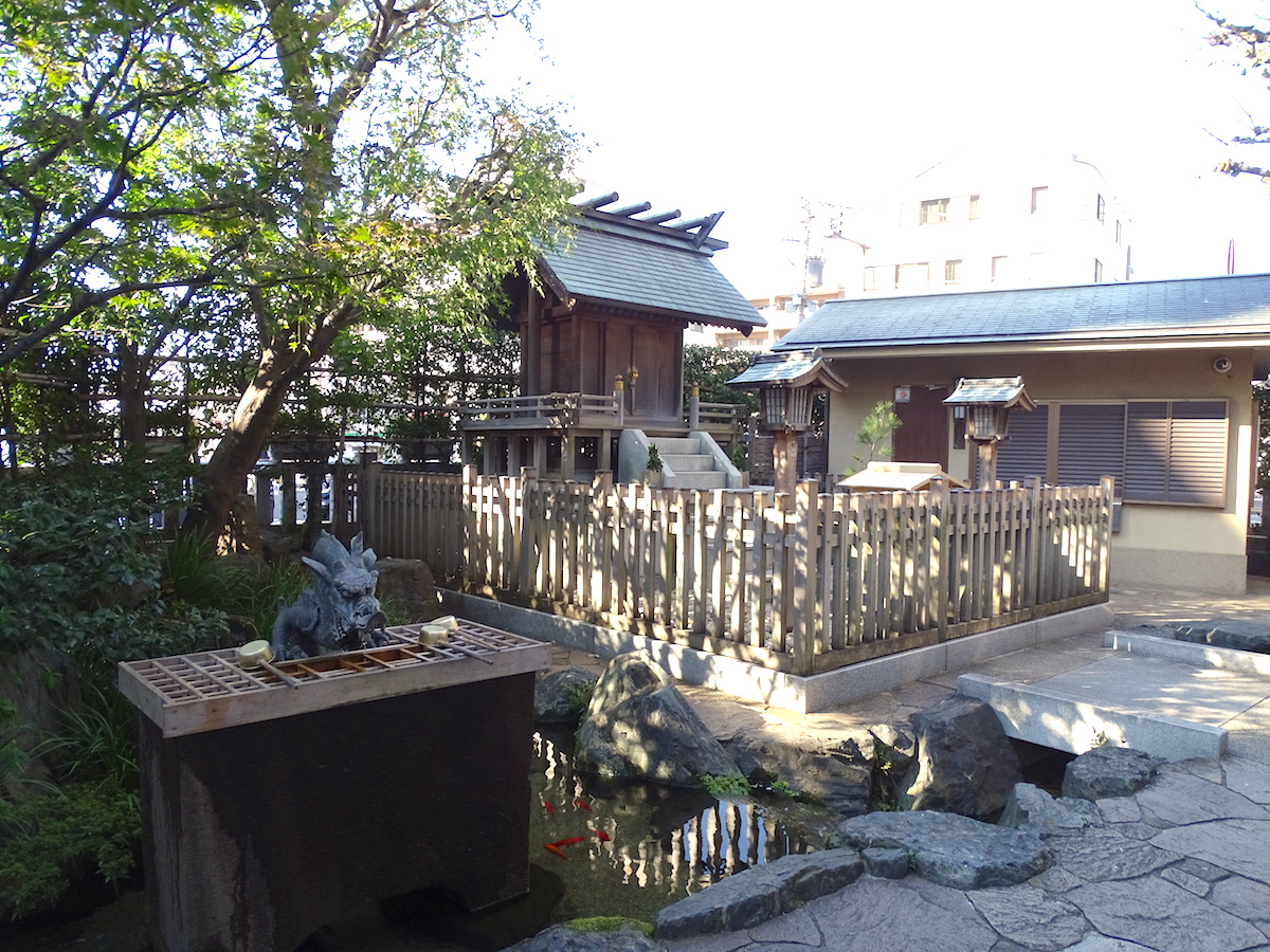 抜弁天(厳嶋神社)