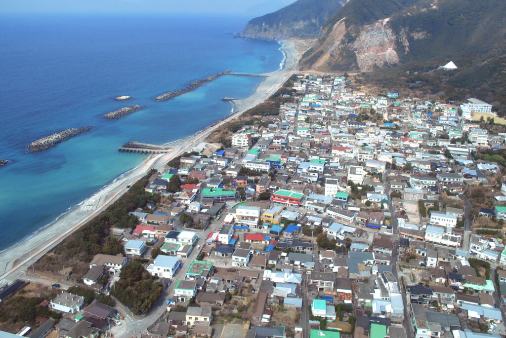 新島・前浜海岸（本村前浜海岸）