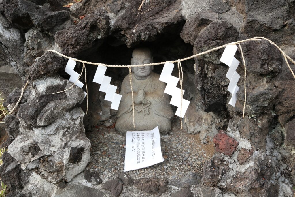 千駄ヶ谷富士（鳩森八幡神社）