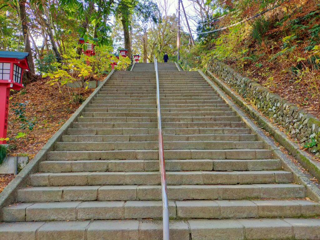 高尾山自然研究路1号路（表参道コース）